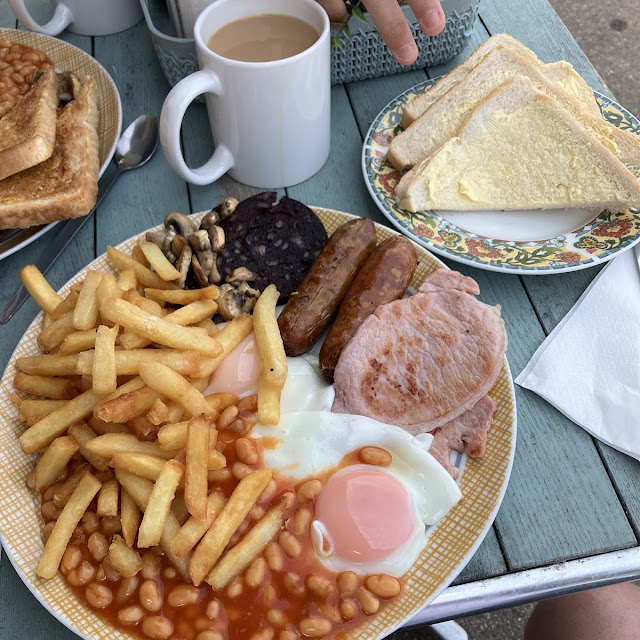 Full English with Chips Instead of Hash Browns with Tea and Bread Butter