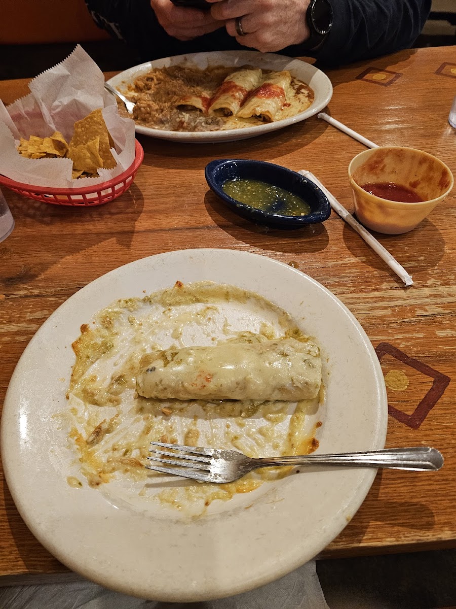Old Mexico Restaurant - Photo 1