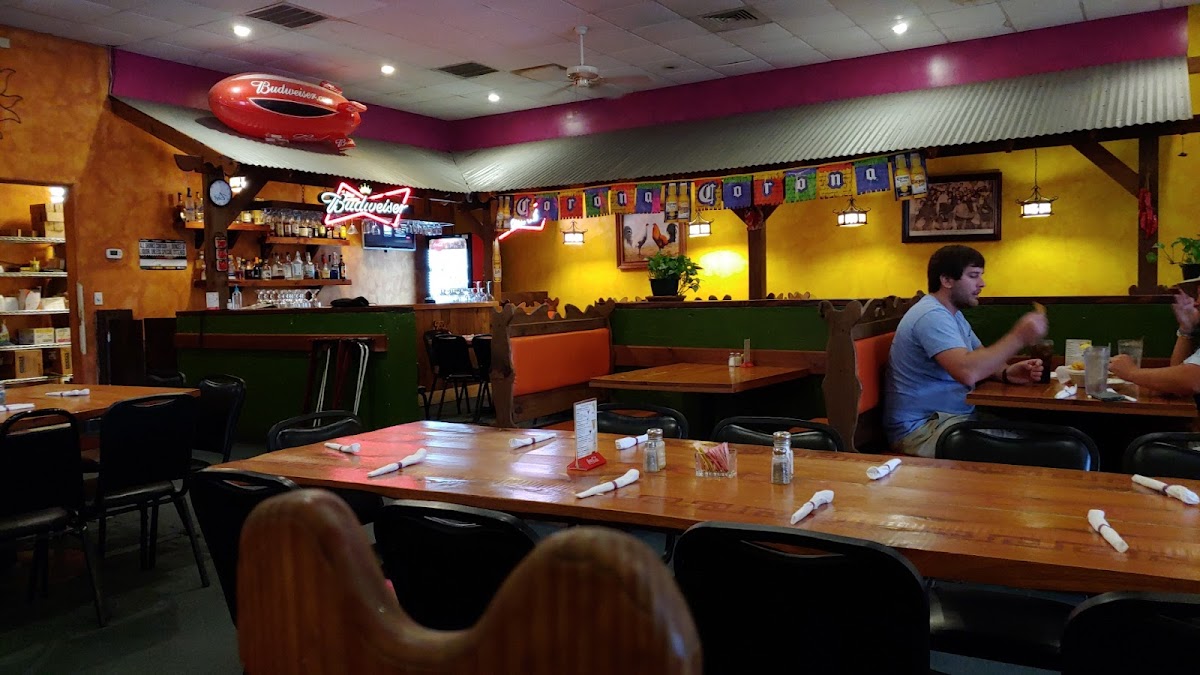 Old Mexico Restaurant - Photo 2