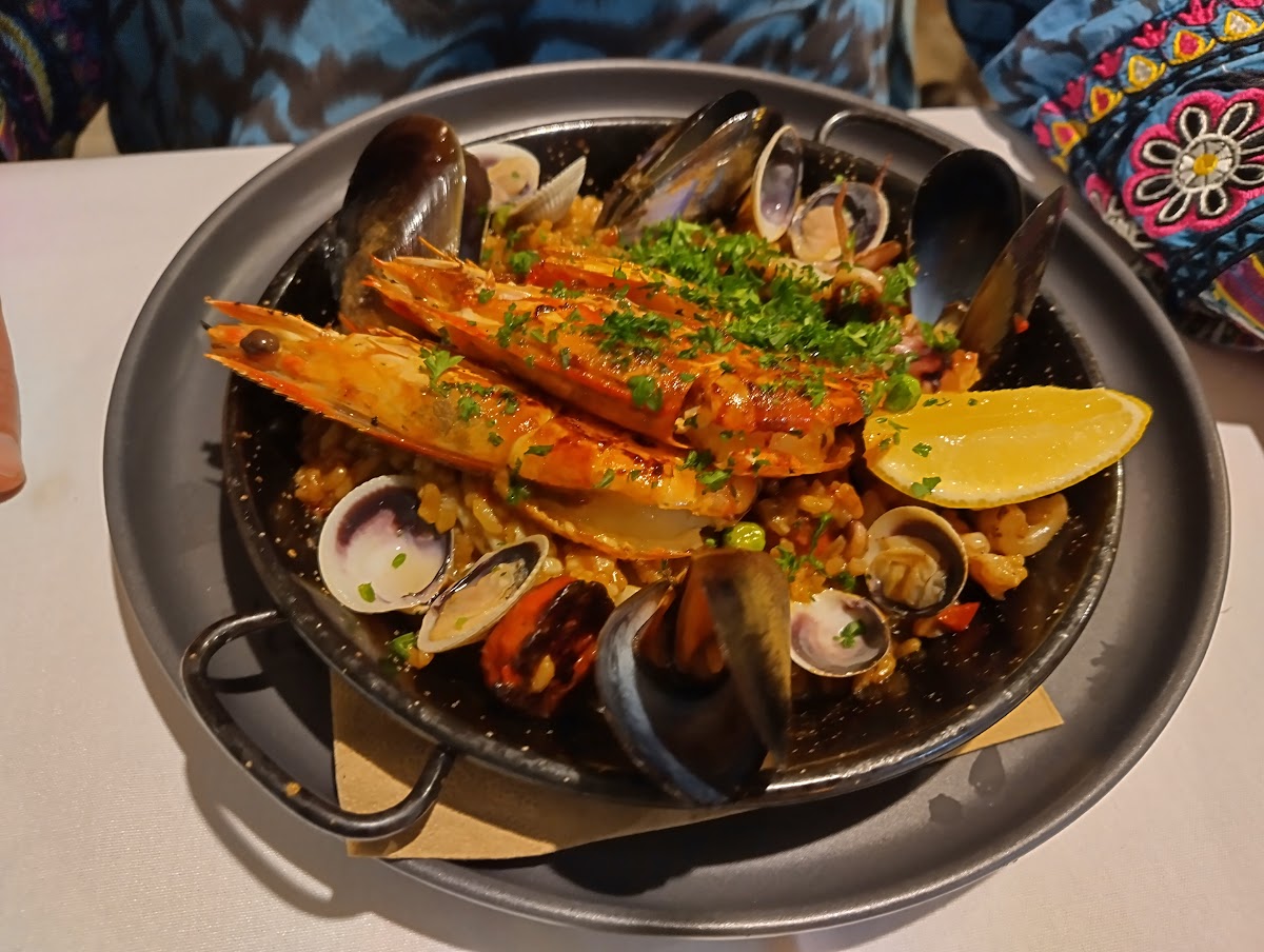 Octopii Restaurant - Photo 2