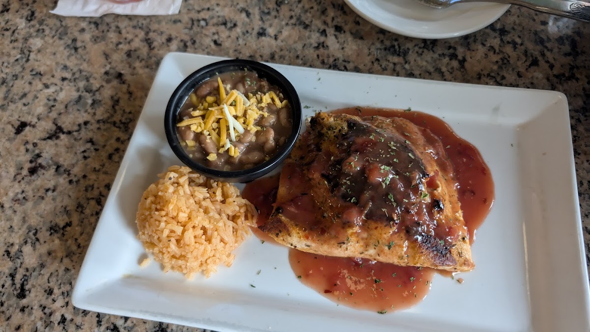 Max's Bistro & Bar - Photo 2