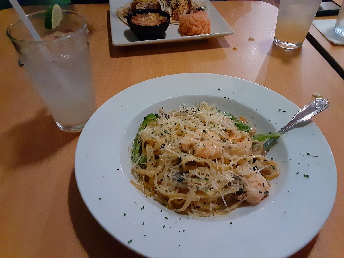 Max's Bistro & Bar - Photo 3