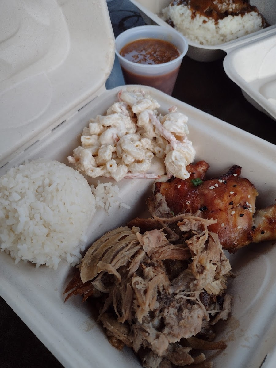 Ikaika Grill - Photo 9