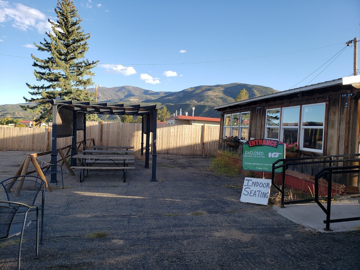 Hunger Junction - Photo 3