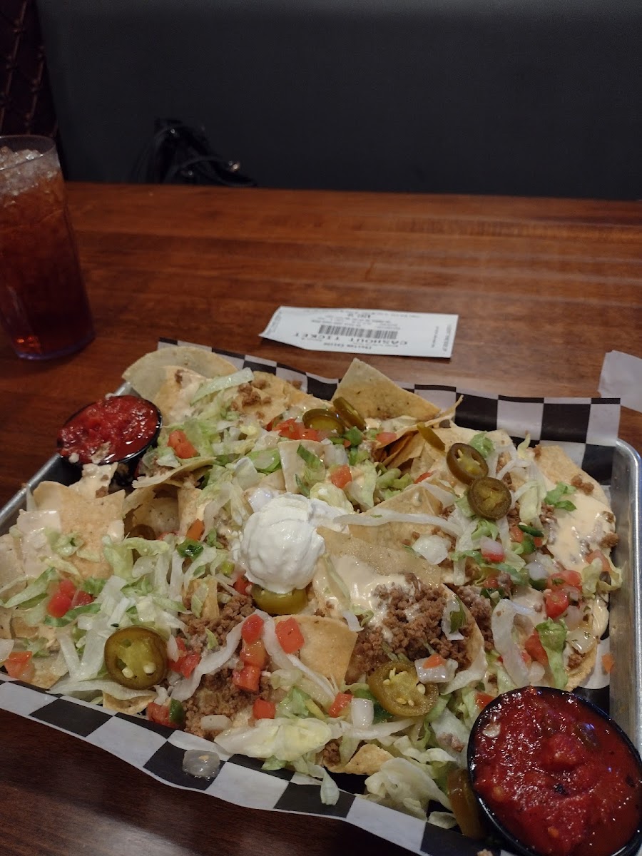 Trophy's Bar & Grill - Photo 3