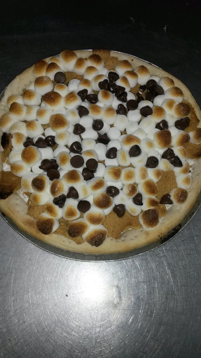 Elkader Pizzeria - Photo 8