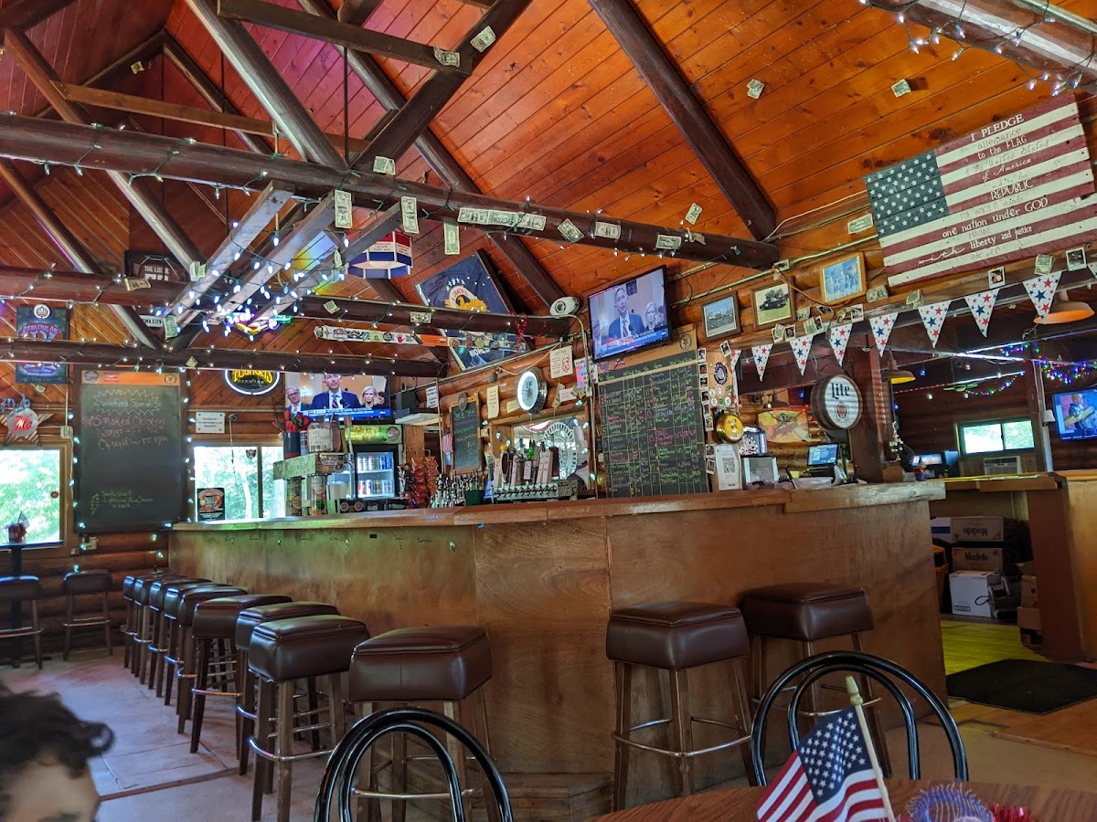 Club 76 The Lodge - Photo 2
