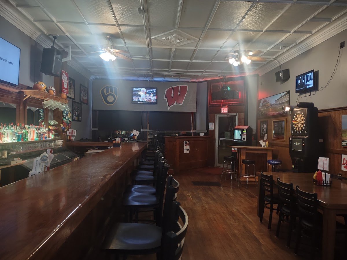 Legends Pub & Grill - Photo 2