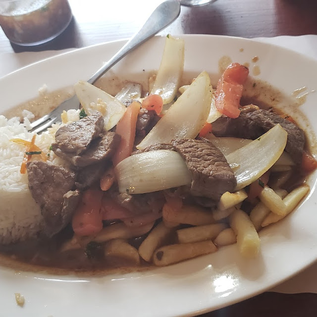 Lomo Saltado Mixto