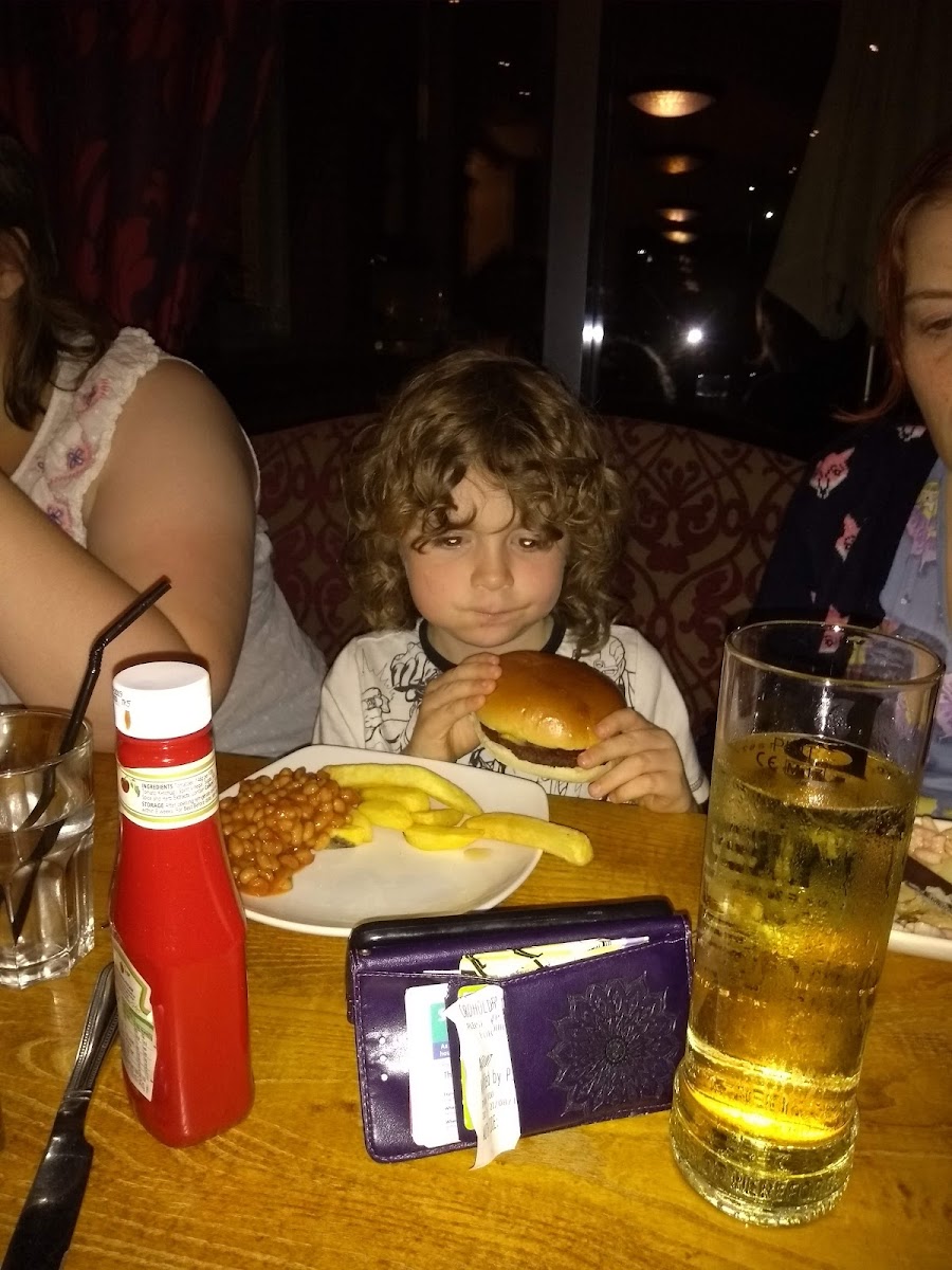 Castle Carvery - The Wherry - Photo 8