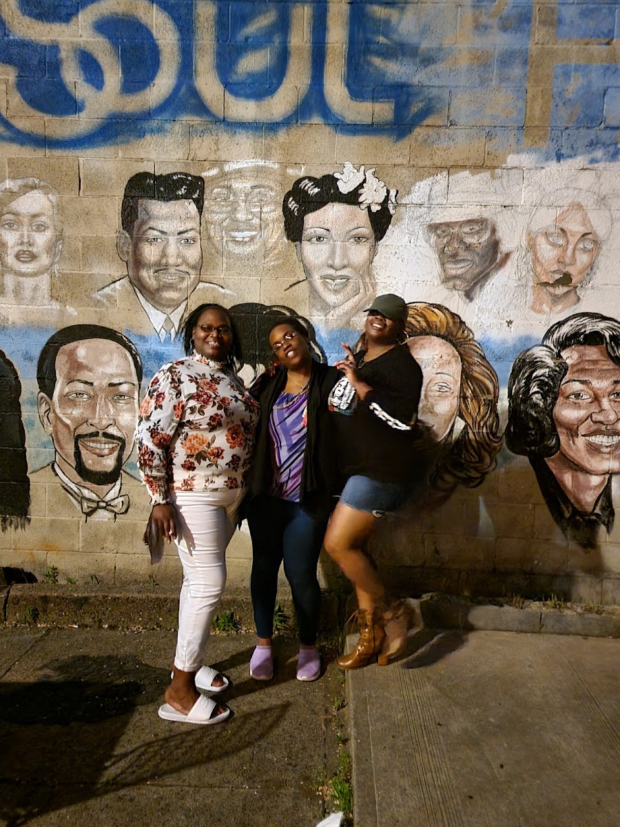 Skeets Bar - Photo 4