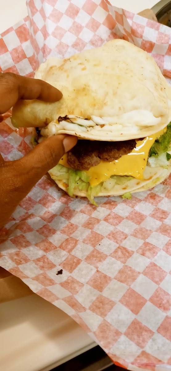 Zesty Burger - Photo 7