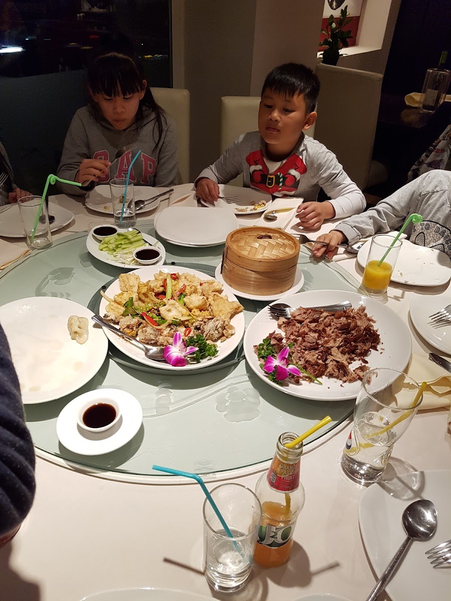 Kong's Chinese Restaurant - Photo 1