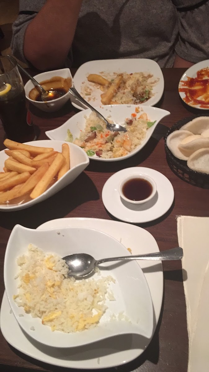 Kong's Chinese Restaurant - Photo 7