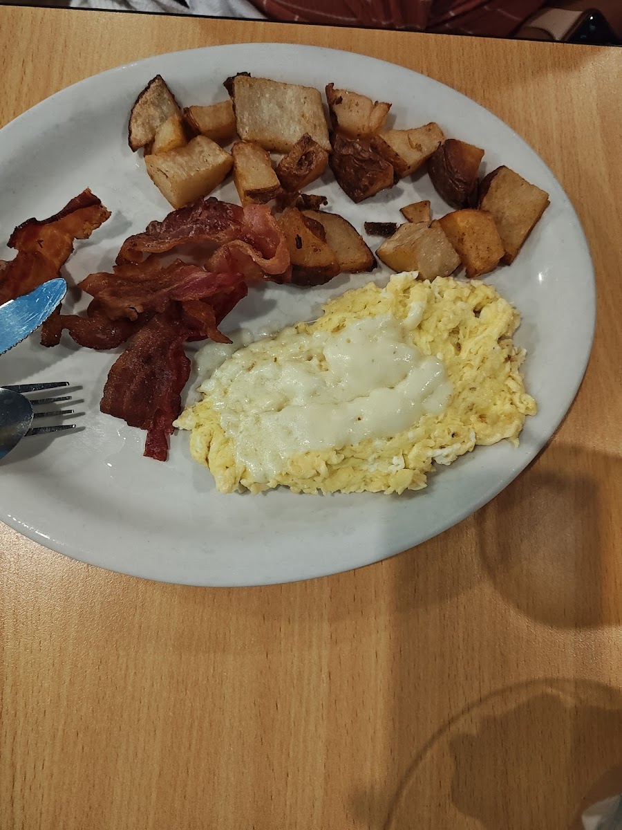 Francoeur’s Cafe - Photo 9