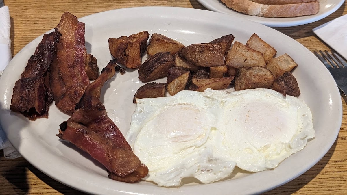Francoeur’s Cafe - Photo 6