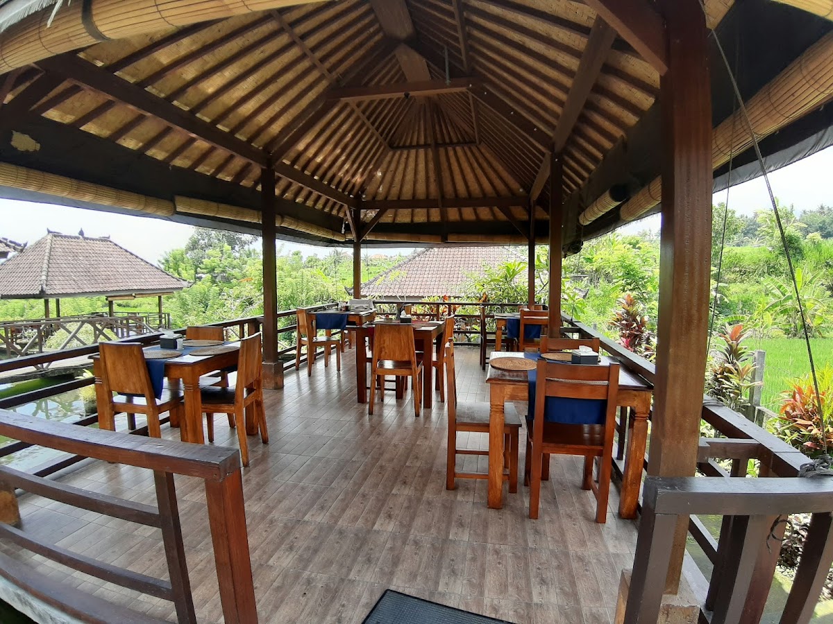 Dewata Agung Restaurant TirtaGangga