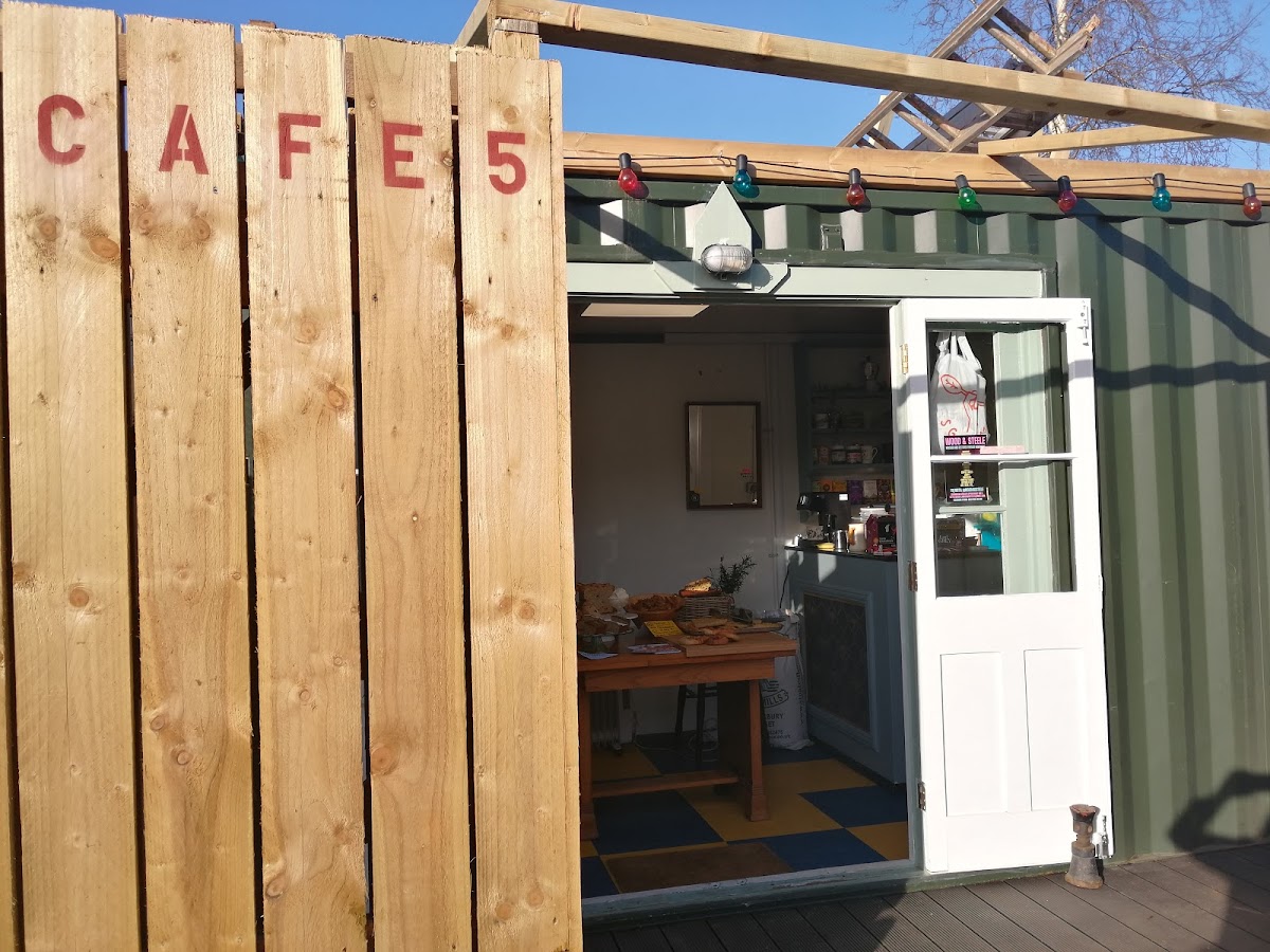 Cafe - Catacolours