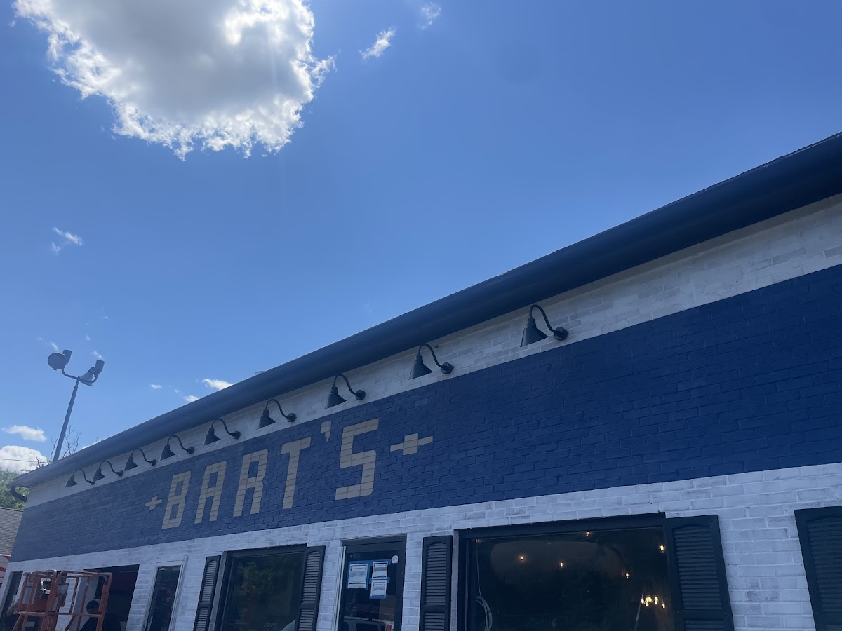 Beer Garden @ Bart's Drive-In Restaurant - Photo 3