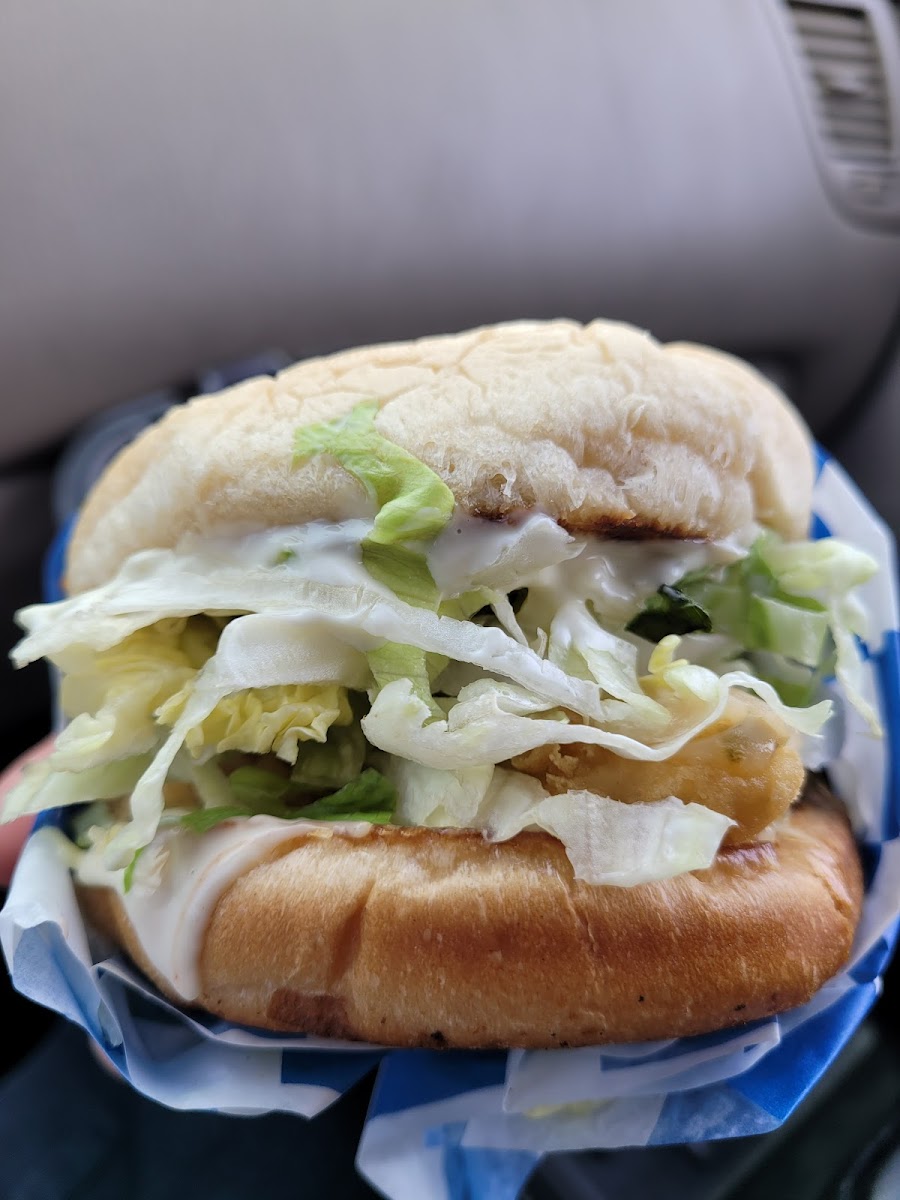 EZ's Burger Deluxe - Photo 9