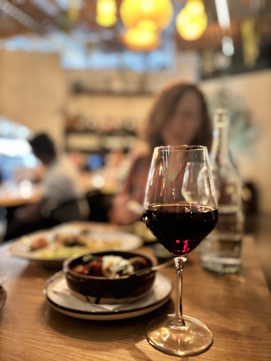 Ladybug Wine Bar - Photo 2