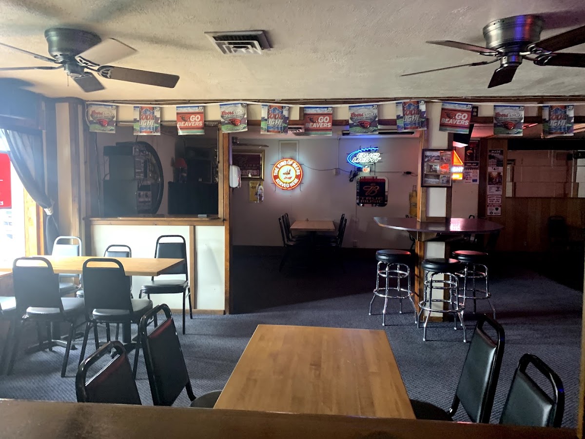 Chasers Bar & Grill