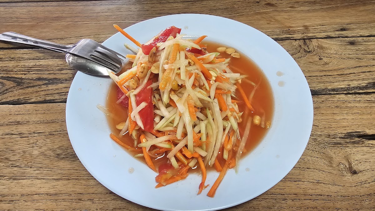 Isaan Ros Sab Restaurant - Photo 7