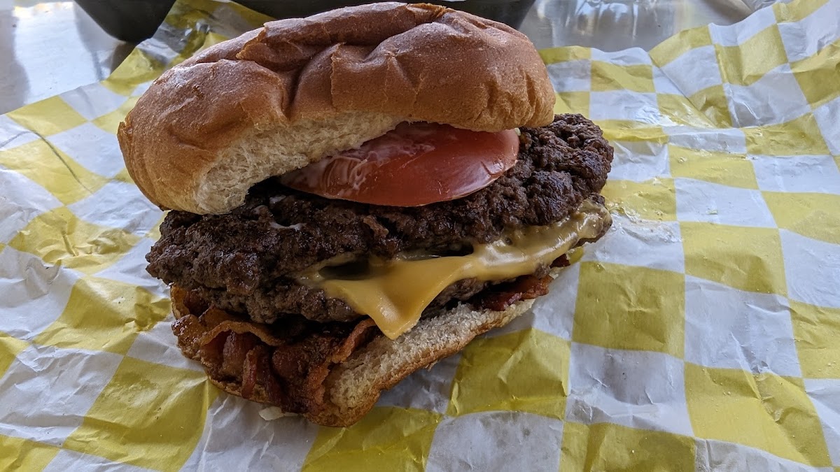 Frostop Drive-In - Photo 2