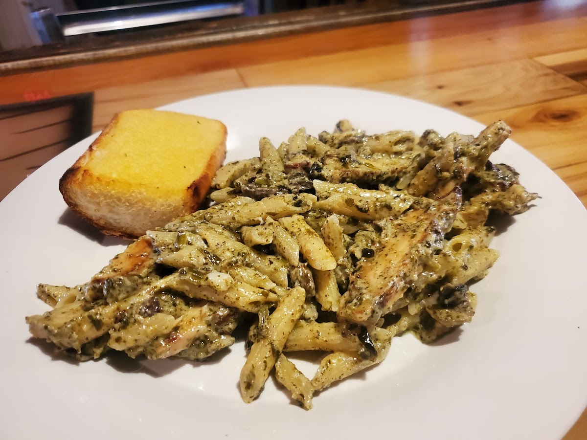 Slugger's Sports Bar & Grill - Photo 5