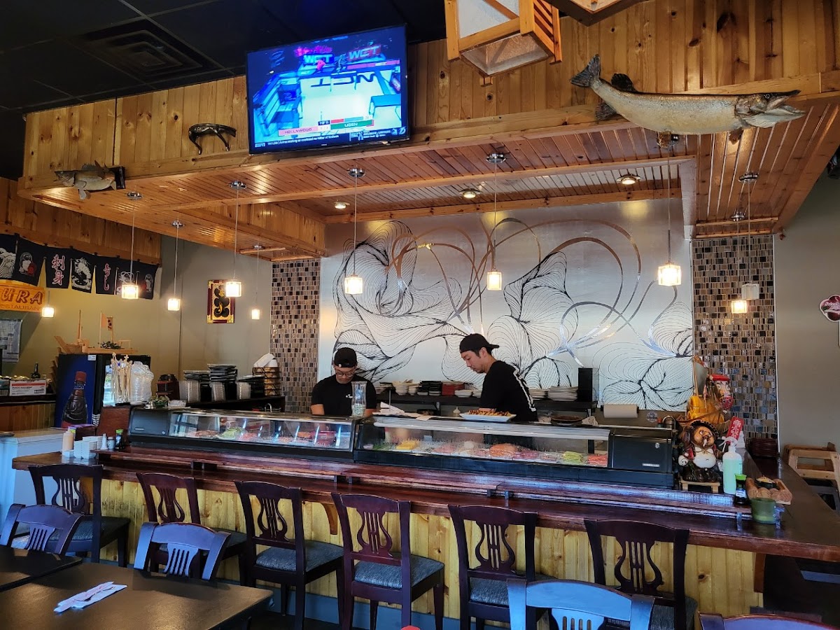 Sakura Japanese Sushi Bar & Grill