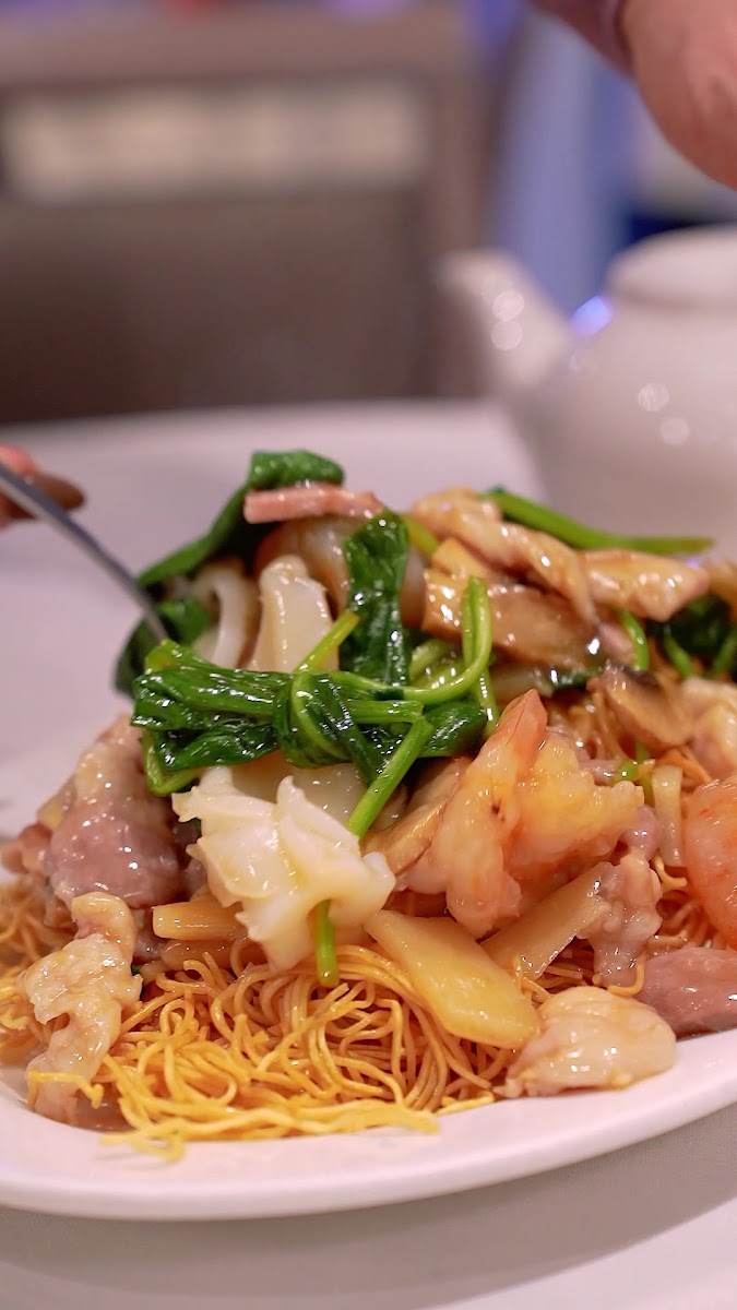 Kirin Restaurant - Photo 1