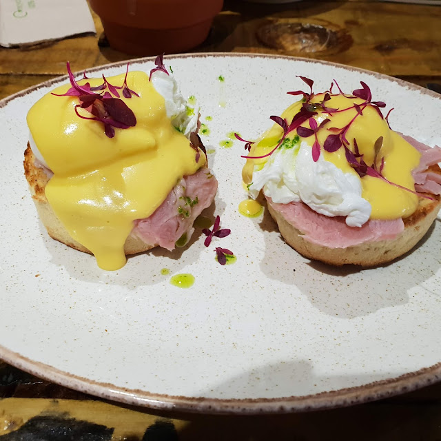 Eggs Florentine