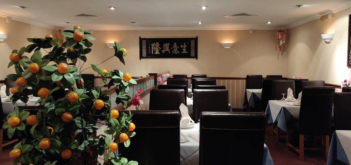 Minh's Cantonese Restaurant - Photo 6