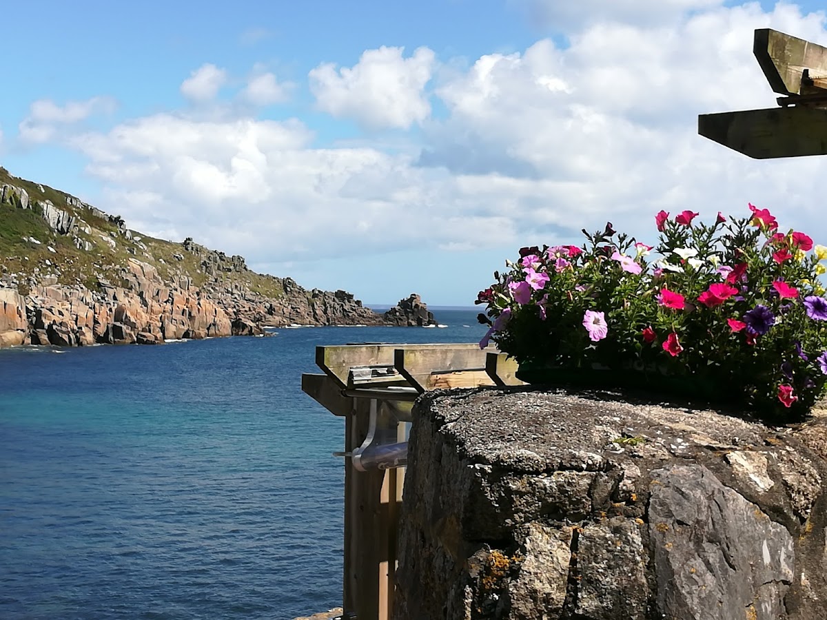 Lamorna Cove Cafe - Photo 8