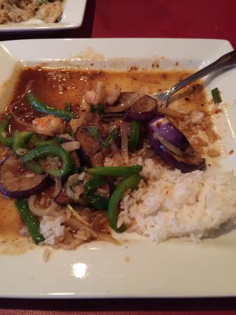 Canton Garden Restaurant - Photo 9