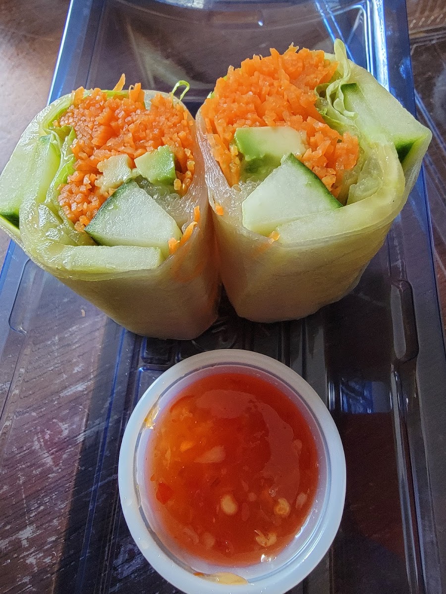 Koung Sushi Mart - Photo 9