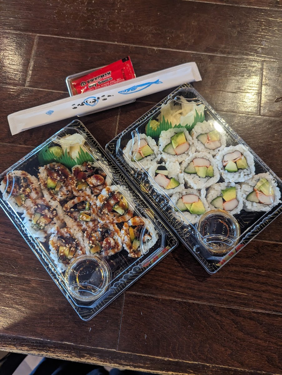 Koung Sushi Mart - Photo 6