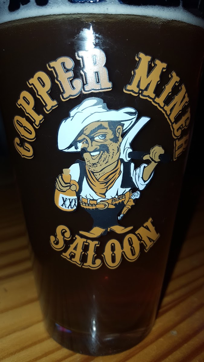 Copper Miner Saloon - Photo 4