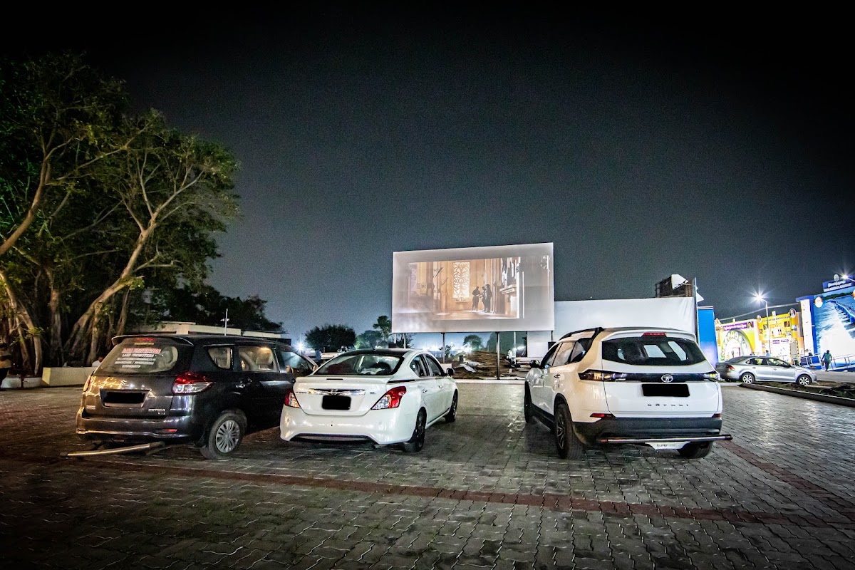 TTDC Drive-In Restaurant - Photo 8