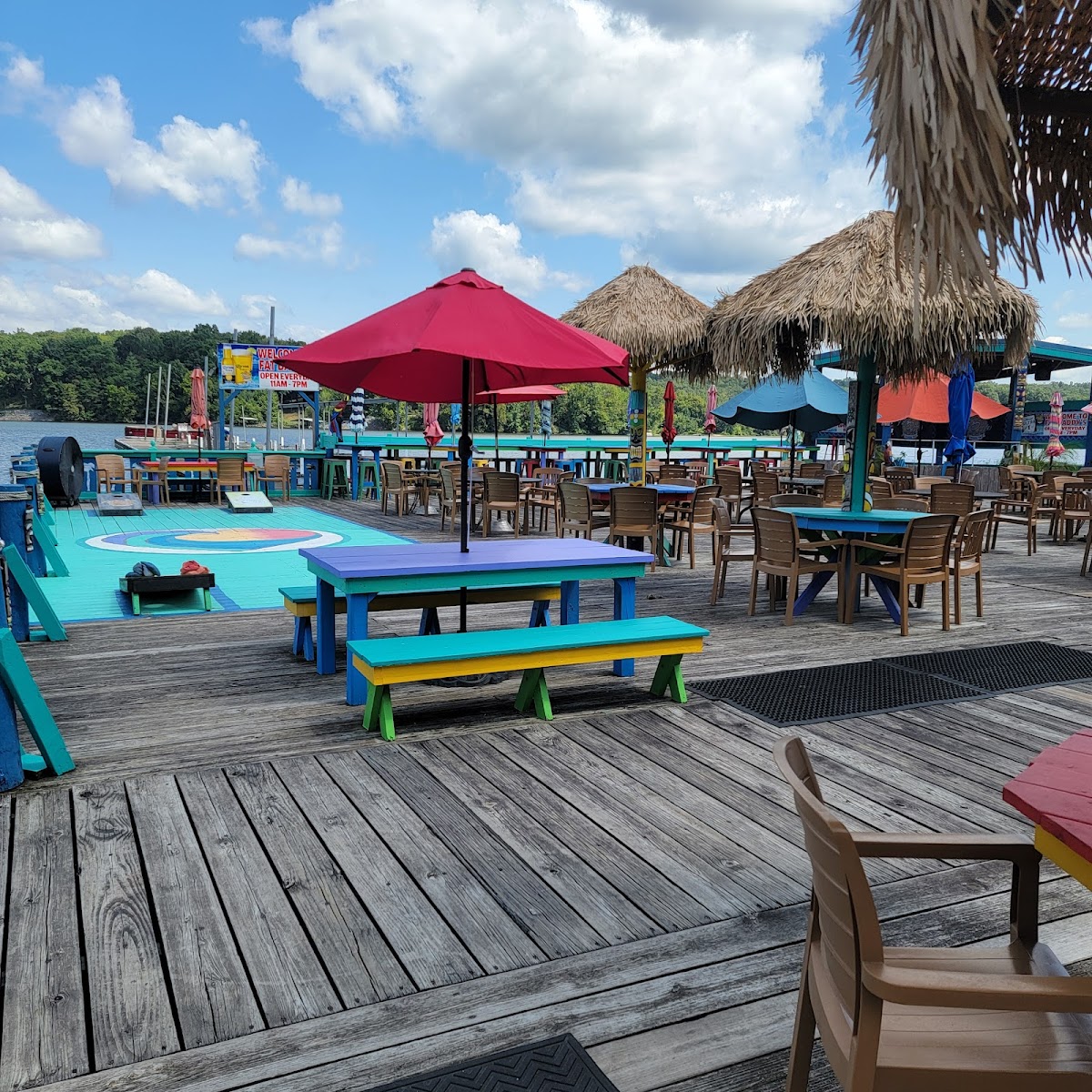 Fat Daddy's Tiki Hut - Photo 3