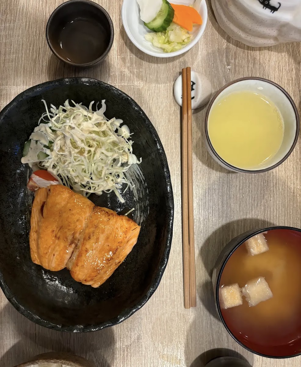 Rokkon Japanese Restaurant - Photo 9