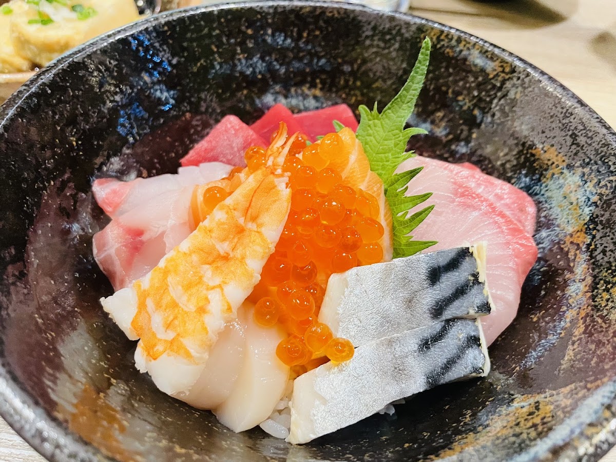 Rokkon Japanese Restaurant - Photo 2