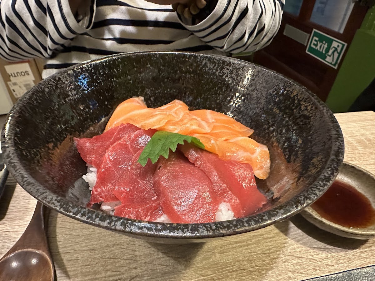 Rokkon Japanese Restaurant - Photo 3