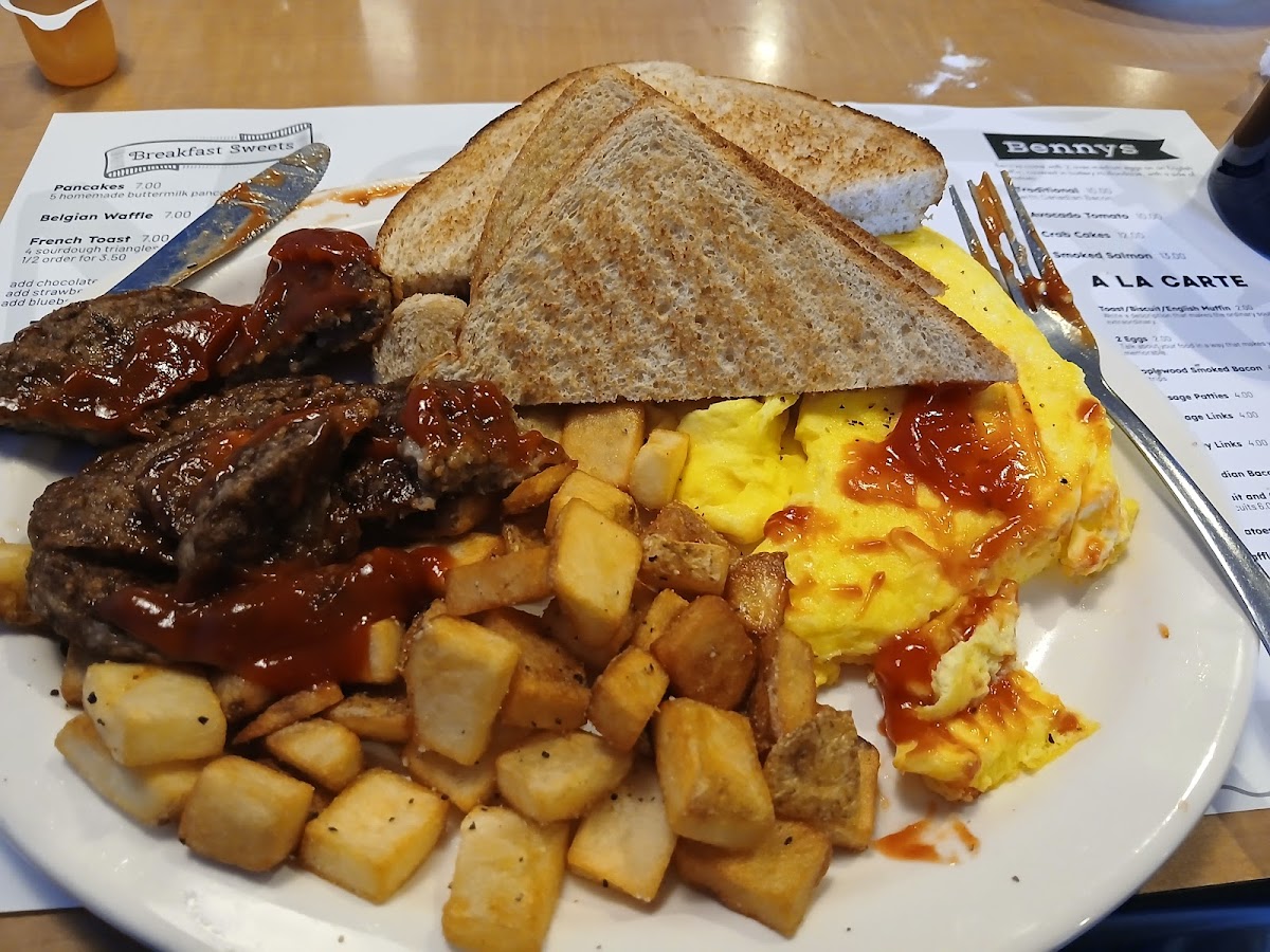 Marigold Cafe - Toledo, OH - Photo 6