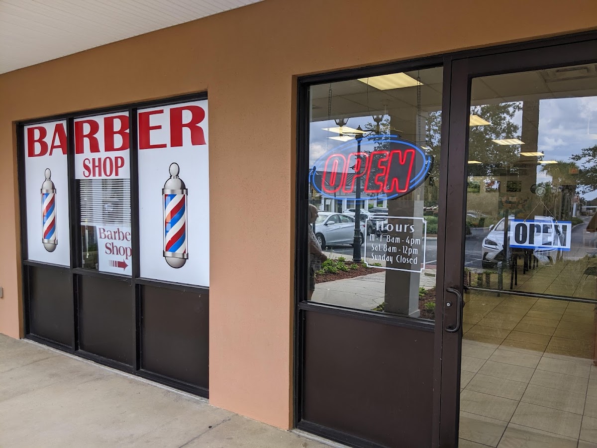 Buffalo's Barber Shop - Photo 2
