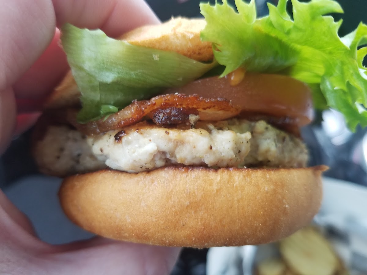 Bravo Sliders-N-Bites - Photo 8