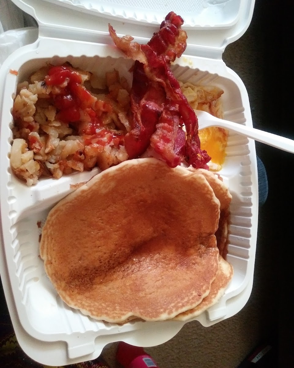 Roy's Steak & Subs - Photo 5