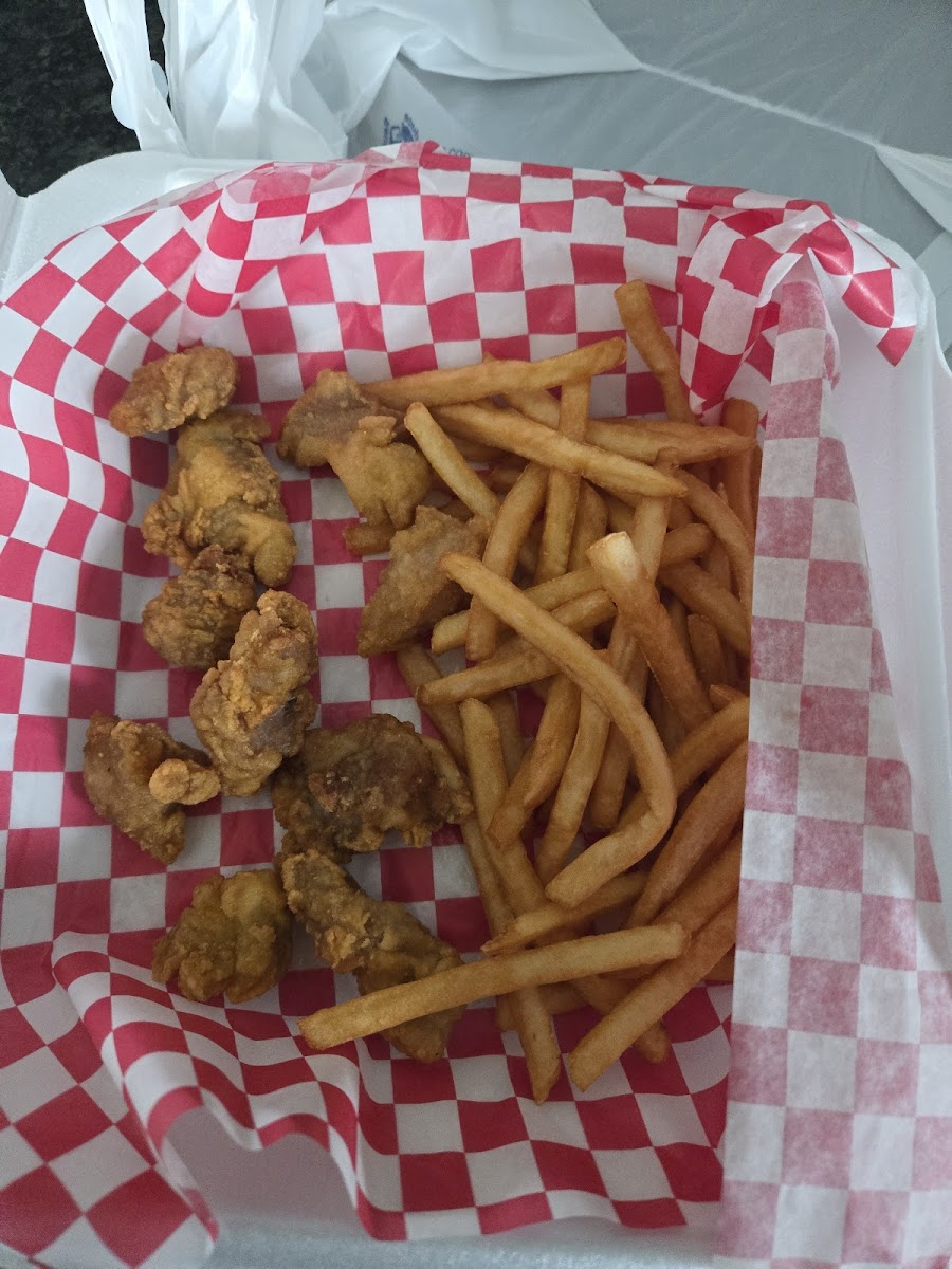 Falls Crab Shack - Photo 5