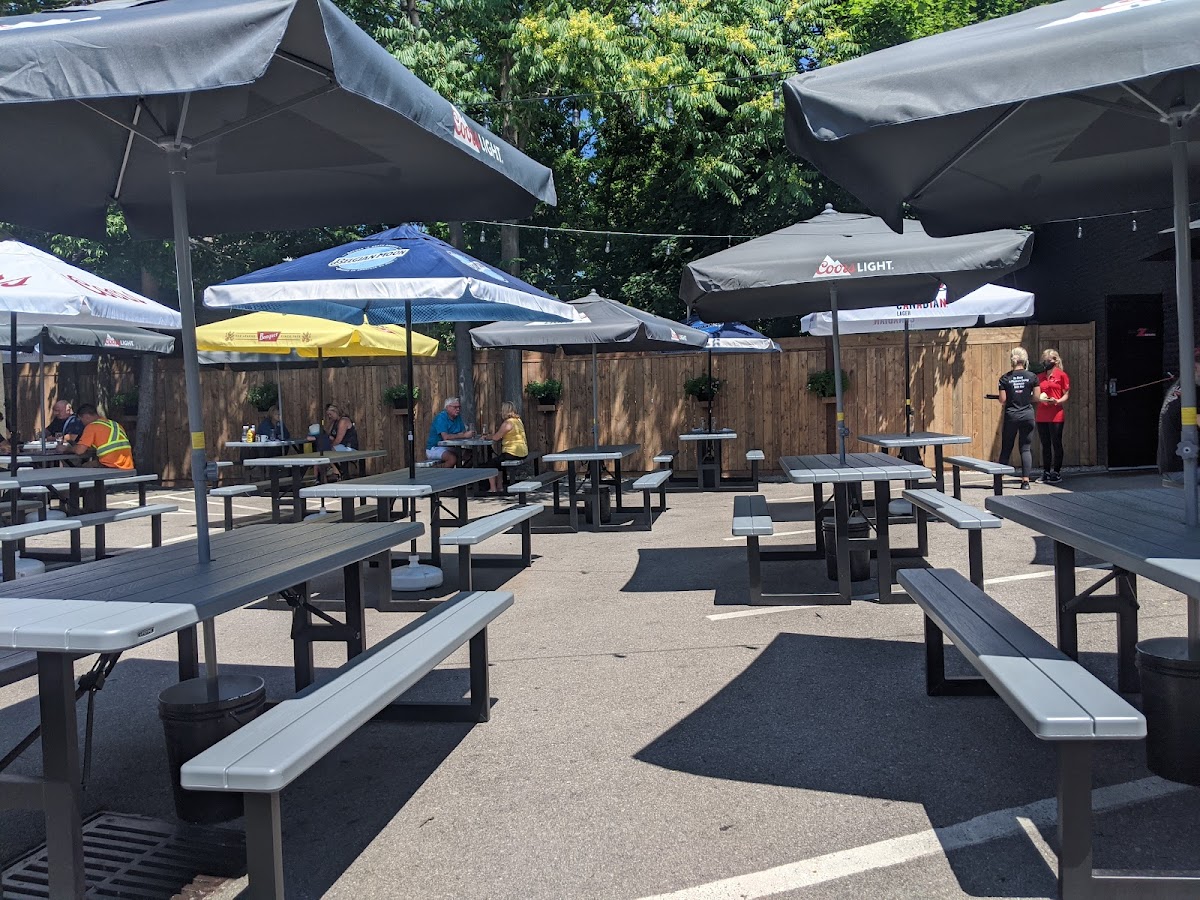 The Endzone Bar & Grill