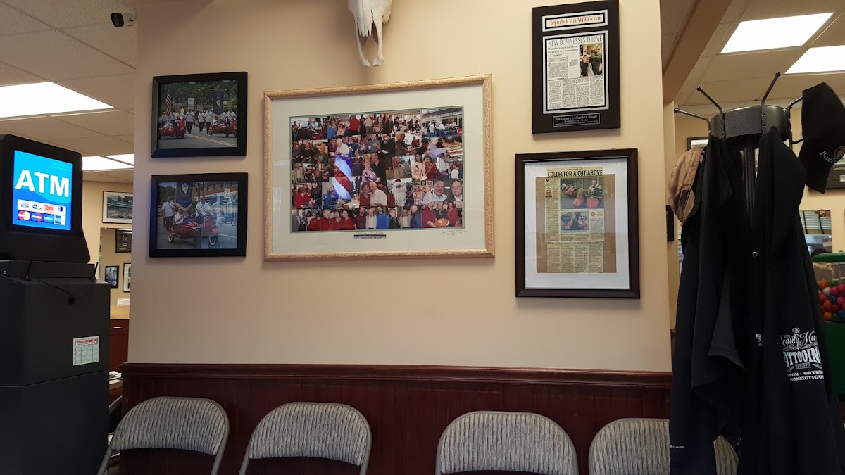 Salvatore's Barber Shop - Photo 2